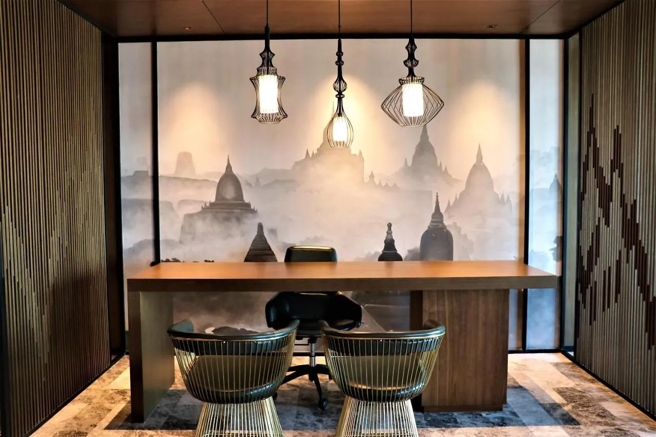 Hotel Wyndham Grand Yangon